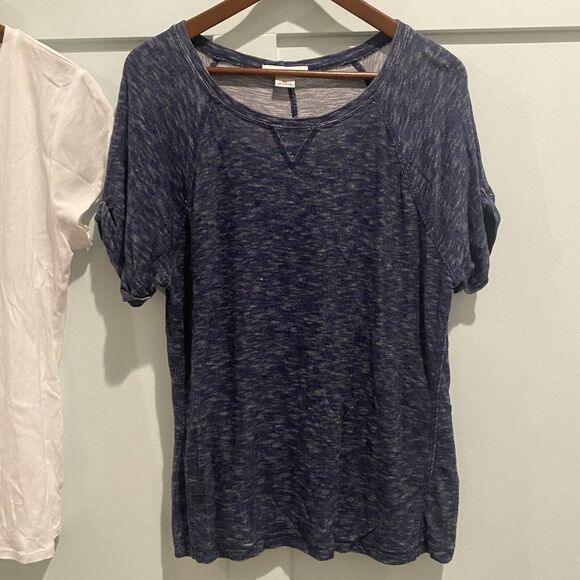 Bundle of Two Tops Women’s XL White Blue‎ Liz Claiborne Casual Capsule Classics - Picture 9 of 15